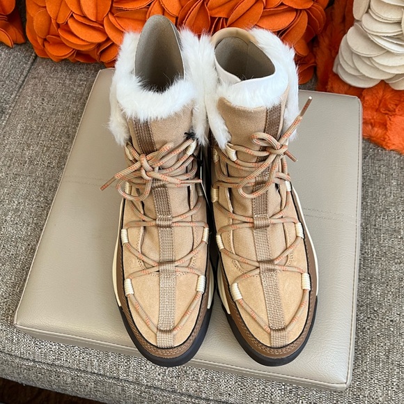 ❣️🆕Sorel Ona RMX Glacy Waterproof Cold-Weather
Boots❣️ - Picture 4 of 11